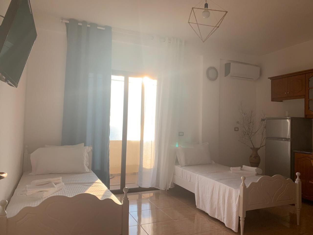 Kenza Apartments Sarande Room photo
